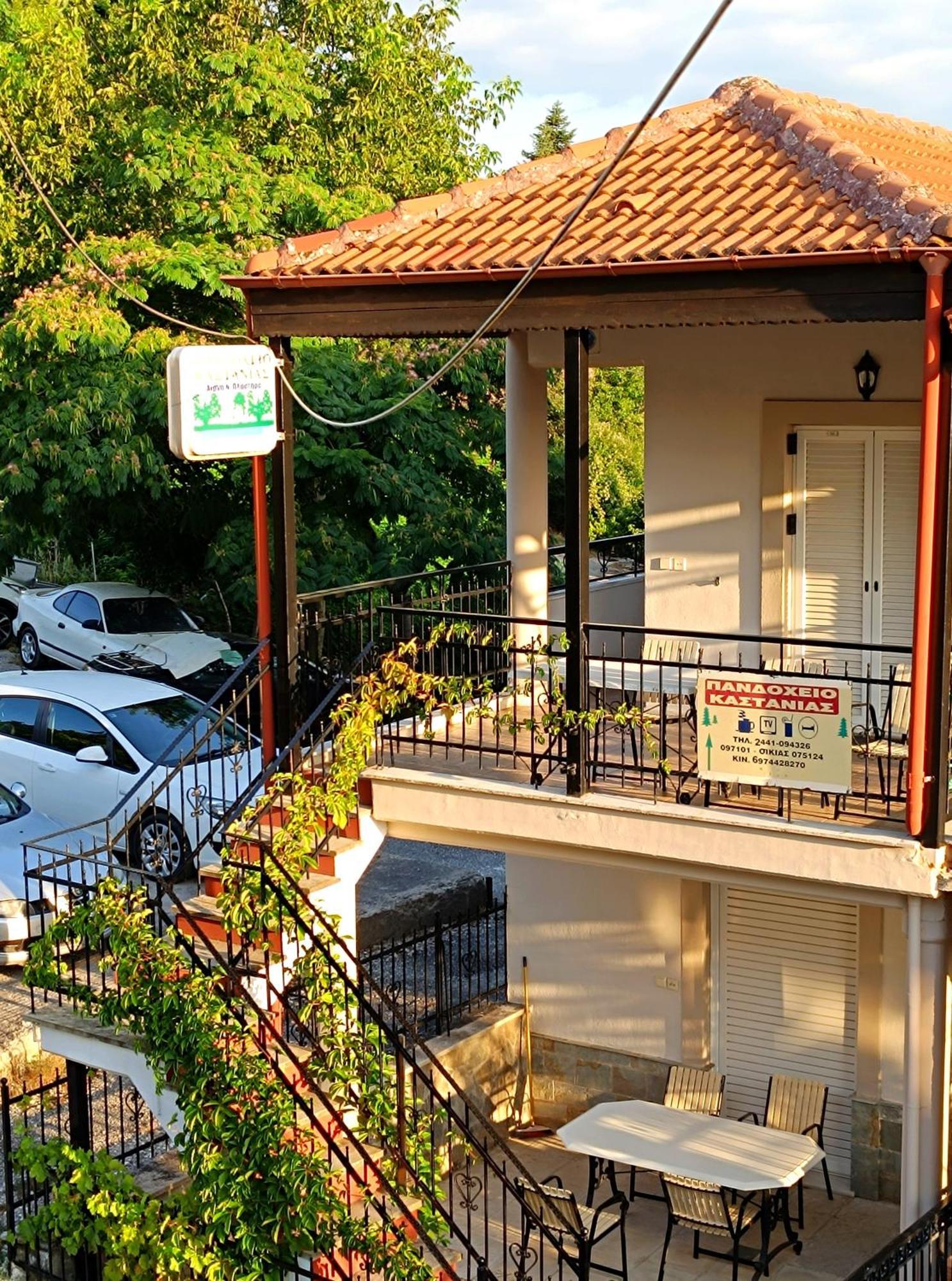 Πανδοχείο Λίμνης Πλαστήρα Hotel Kastania  ภายนอก รูปภาพ